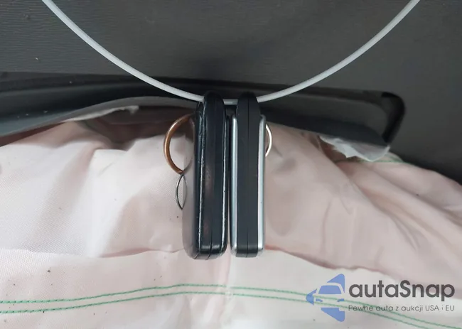 5TDYK3DC8GS702657: 44301025