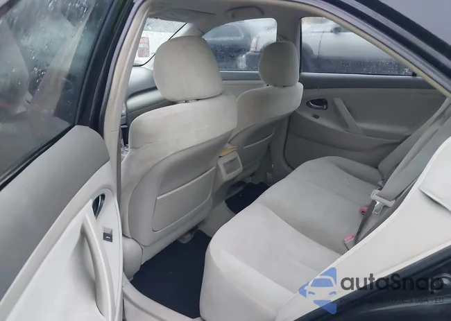 4T1BF3EKXAU531585: 44301045