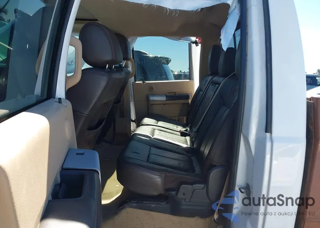 1FT7W2BT1FEB51425: 44301070