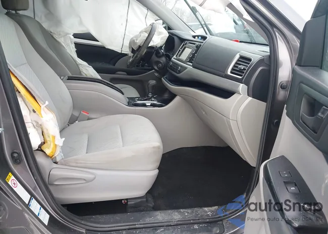 5TDBZRFH9KS713611: 44301101