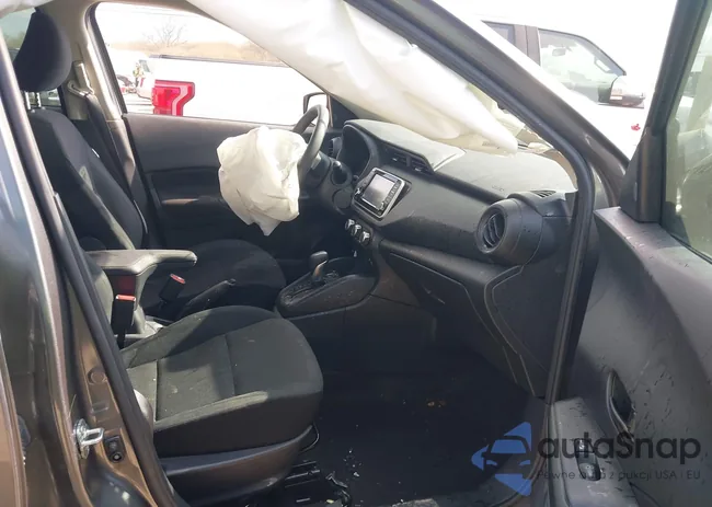 3N1CP5BV9RL580253: 44301131