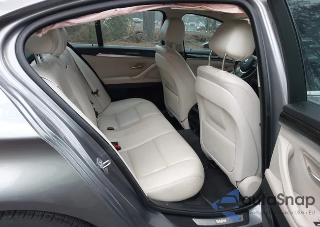 WBA5A5C50ED511566: 44301142