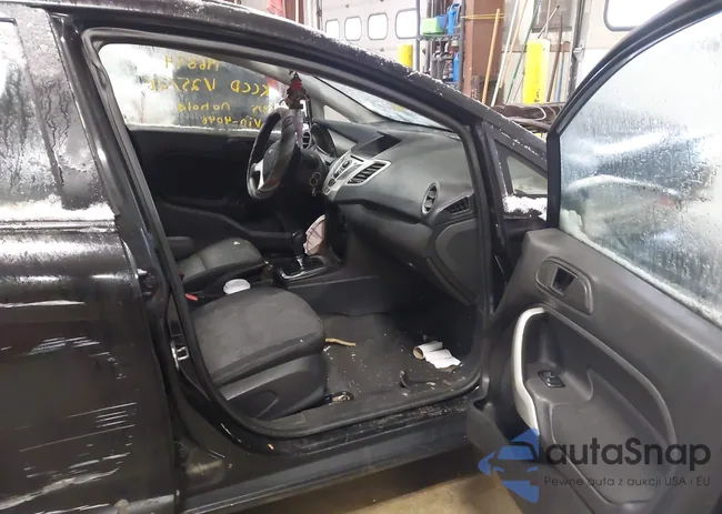 3FADP4BJ8DM204046: 44301174