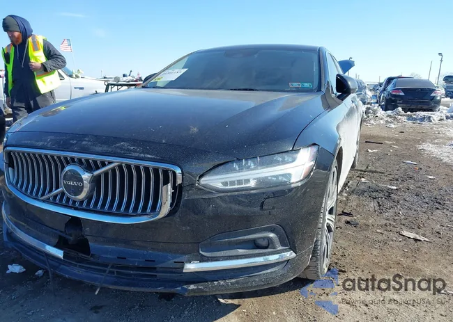 LVYA22ML4MP205860: 44301185