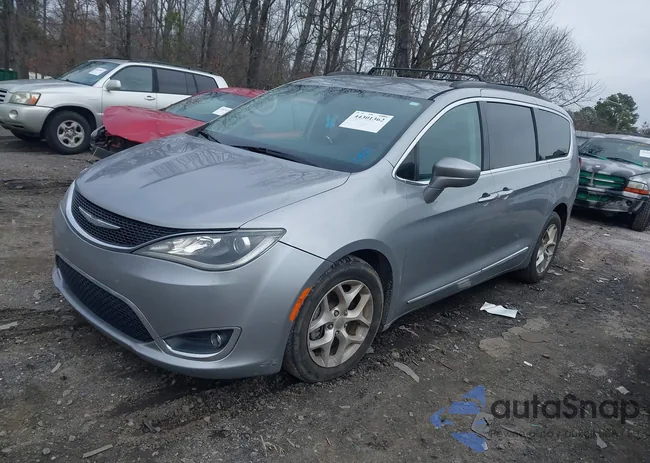 2C4RC1BG5HR654511: 44301362