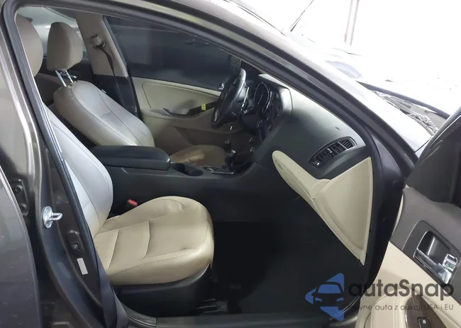 5XXGN4A77CG055812: 44301379