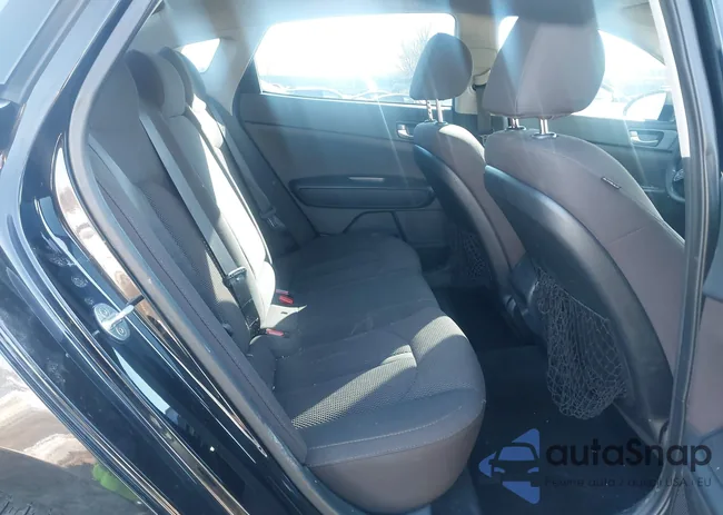 5XXGT4L32KG325835: 44301426