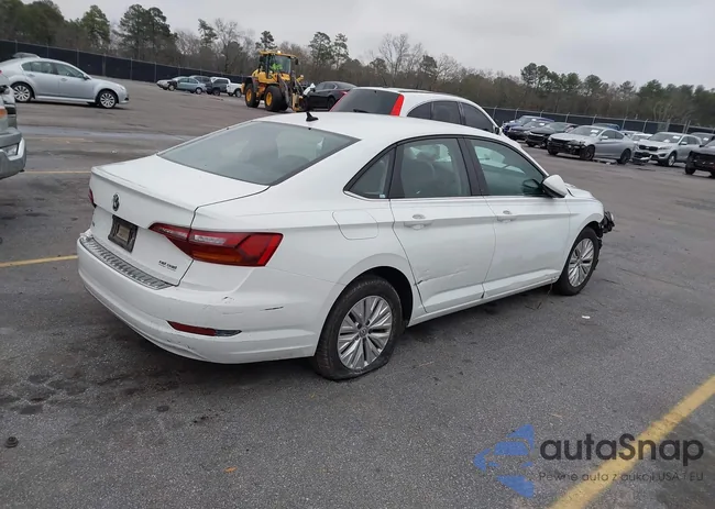 3VWCB7BUXKM218993: 44301431