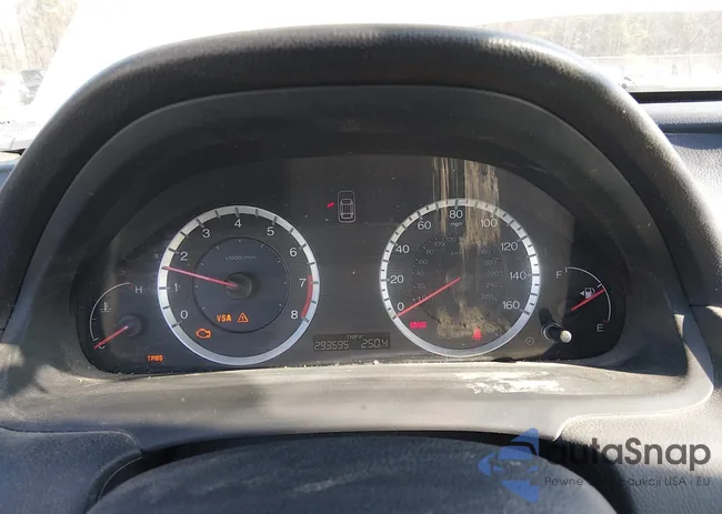 1HGCP25329A021352: 44301472