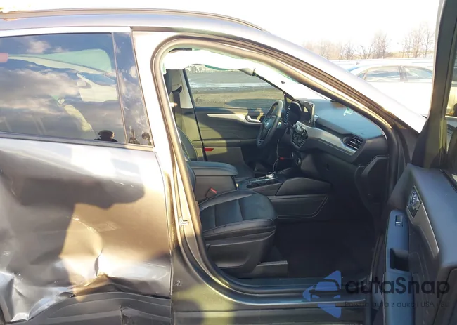 1FMCU0H60NUB60093: 44301493