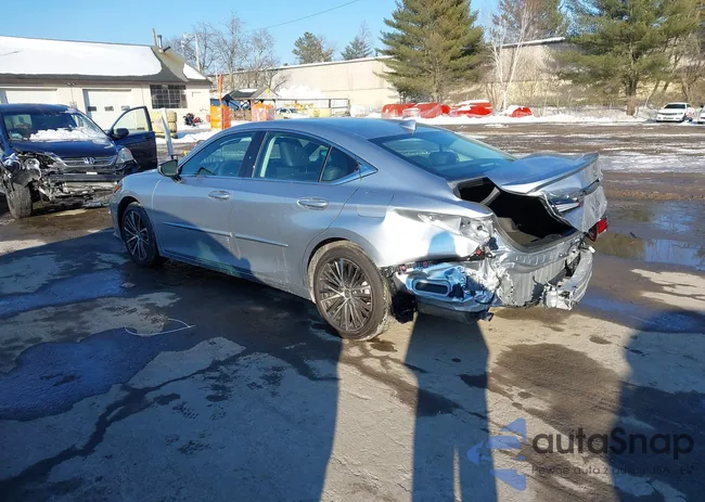 58ADZ1B11SU213798: 44301528