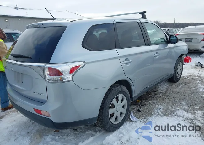 JA4AD2A39EZ019818: 44301541