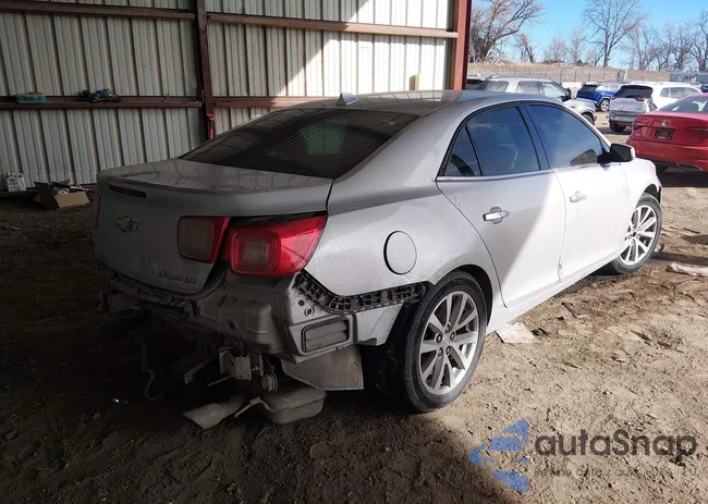 1G11H5SL5EF233032: 44301545