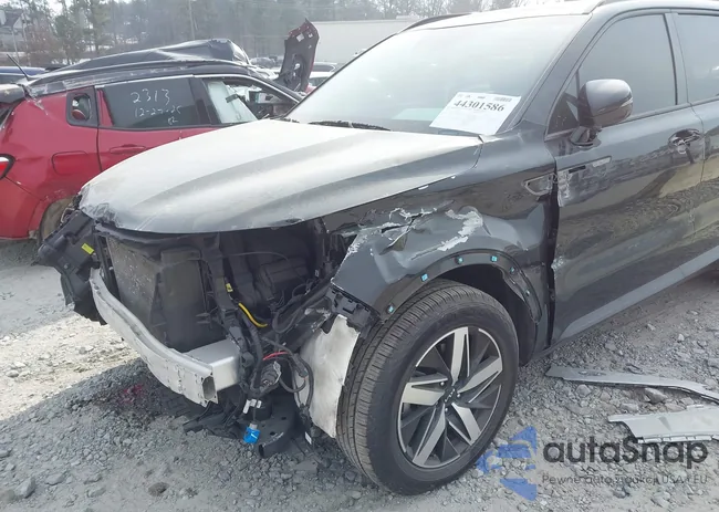 5XYRL4LC8PG232541: 44301586