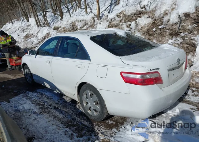 4T4BE46KX9R058246: 44300687