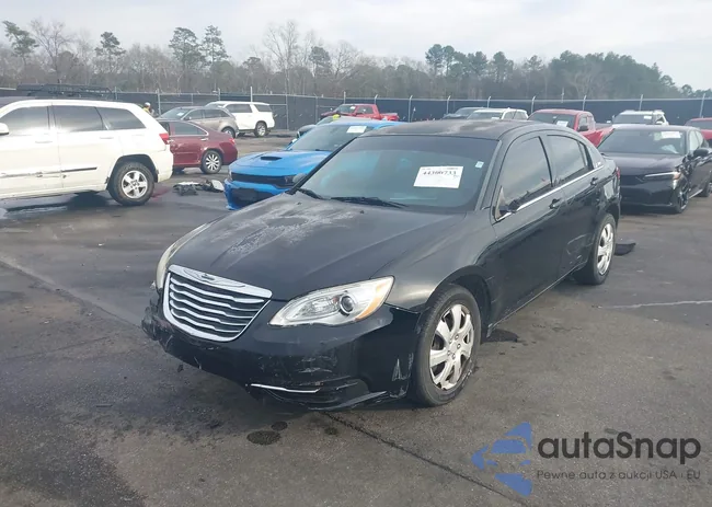 1C3CCBAB8CN222748: 44300733