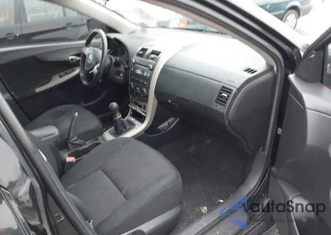 2T1BU4EE6AC477368: 44300739