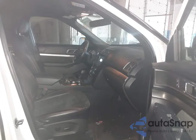 1FM5K8D84KGA76146: 44300758