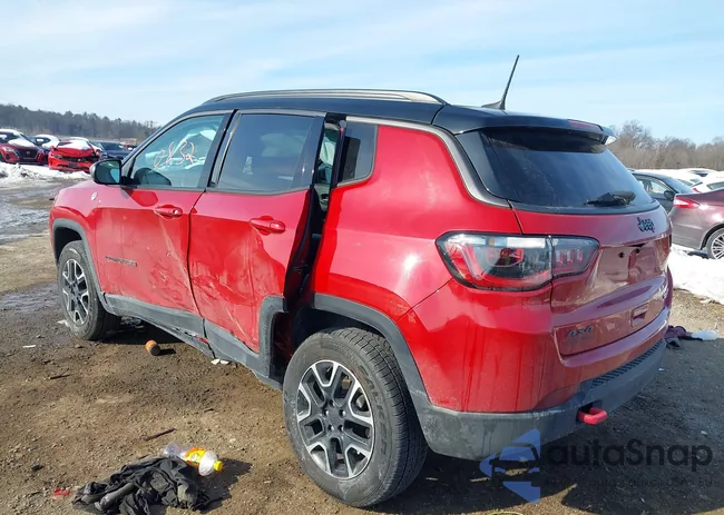 3C4NJDDB9LT196257: 44300832