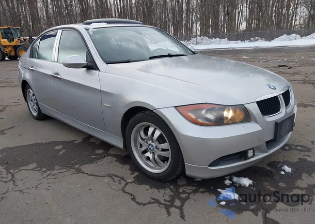 WBAVB53576KW28233: 44300871