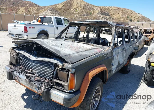 1JCML784XHT065715: 44300883