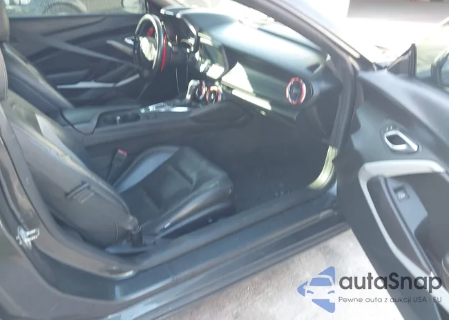 1G1FB1RX6J0184879: 44300922