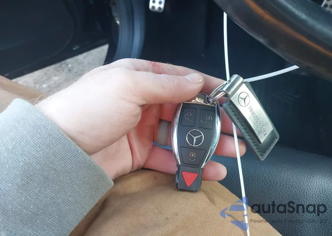 WDDHF8JB6FB121179: 44300926