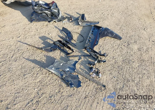 KL79MPSL6TB095830: 44300927