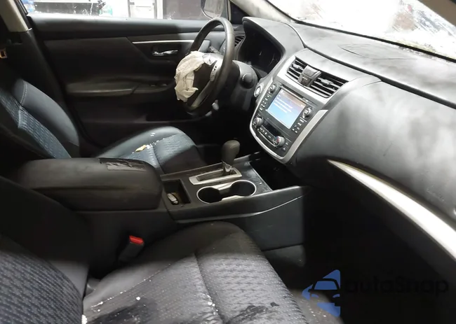 1N4AL3AP9GC143911: 44300967