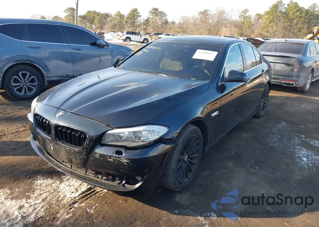 WBAFR7C50BC267136: 44302077