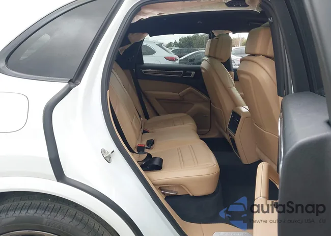 WP1AB2AY7KDA61273: 44302137