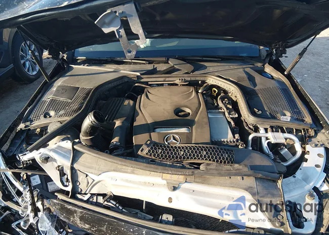 WDDWF4KB5JR408415: 44302218