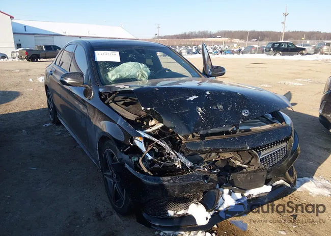 WDDWF4KB5JR408415: 44302218