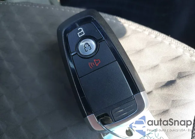 1FMCU0G64NUB13702: 44302247