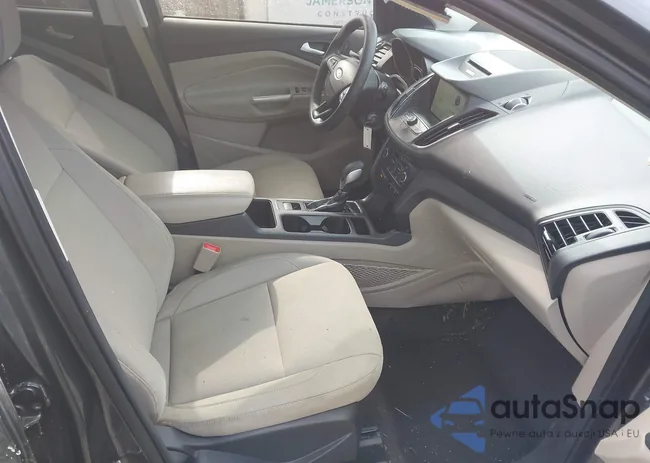 1FMCU9GD9JUA81990: 44302272