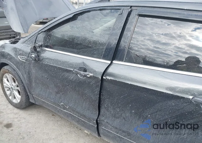 1FMCU9GD9JUA81990: 44302272