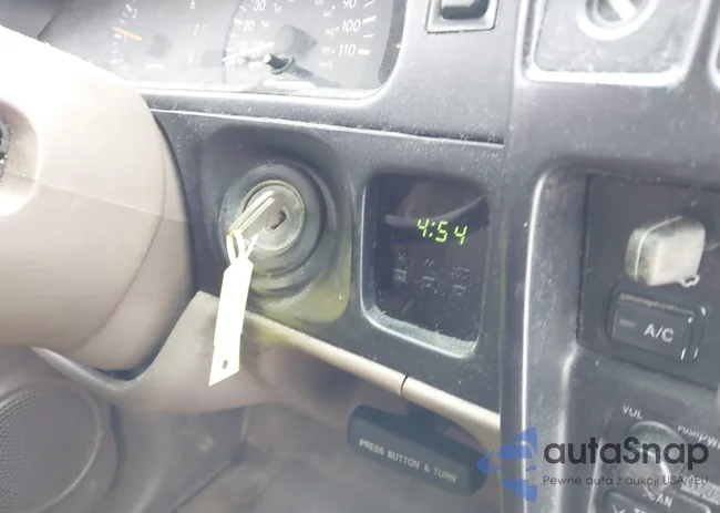 4TAWM72N9XZ443152: 44302328