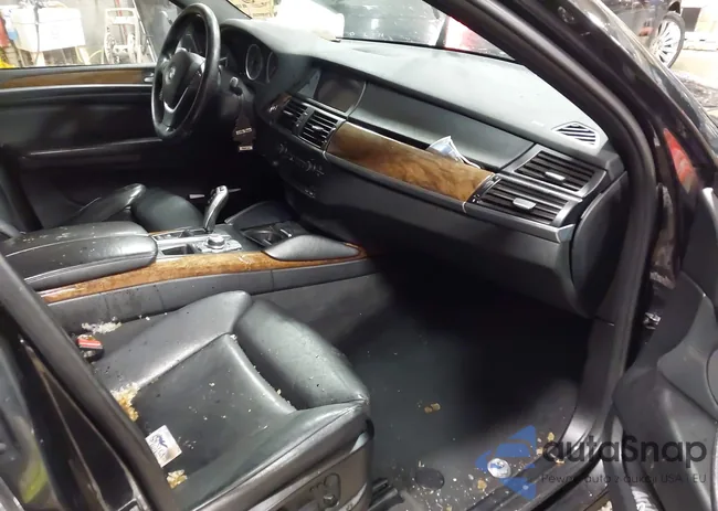 5UXFG8C57BLZ96764: 44302337