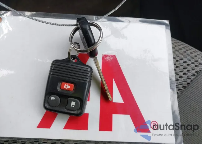 1FMYU03135KB05862: 44302386