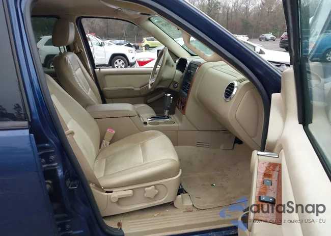 1FMEU64E67UB18247: 44302420