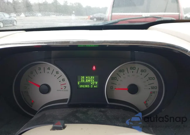 1FMEU64E67UB18247: 44302420