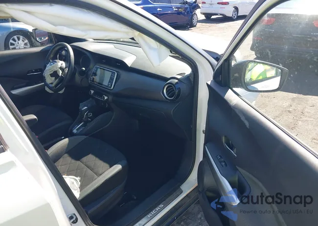 3N1CP5CUXKL515049: 44302512