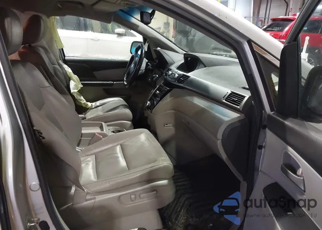 5FNRL5H68DB080045: 44302567