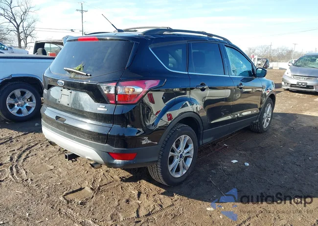 1FMCU9GD0HUD14813: 44302587