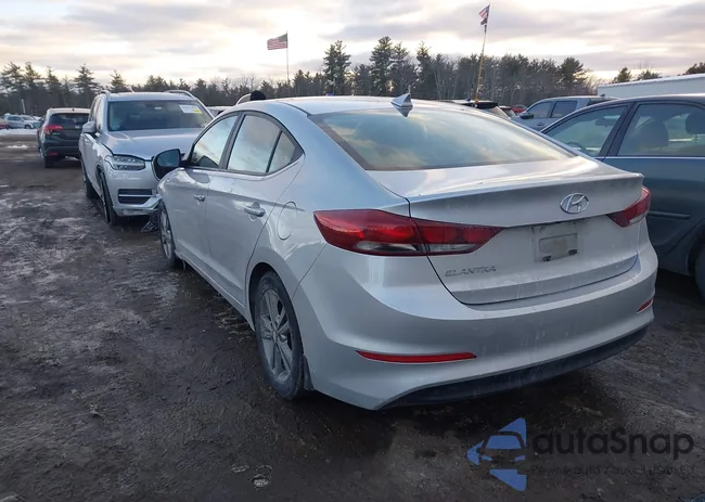 5NPD84LF5HH015206: 44301628