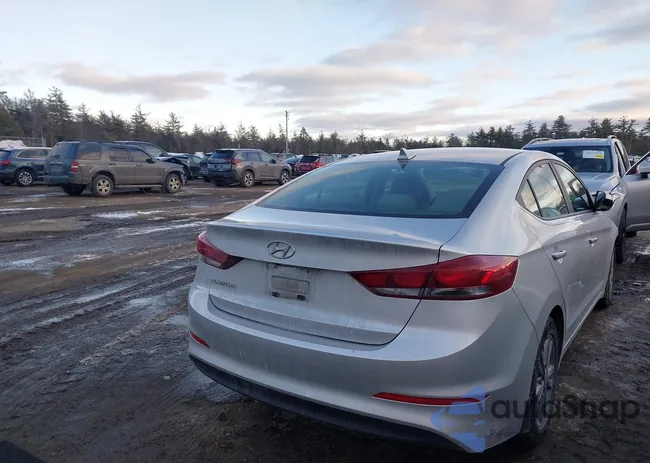 5NPD84LF5HH015206: 44301628