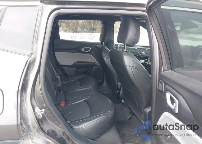 3C4NJDFN0PT545772: 44301635