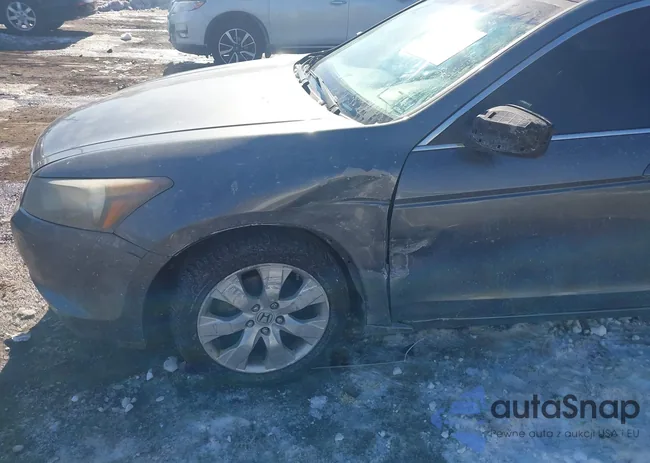 1HGCP26879A045205: 44301653