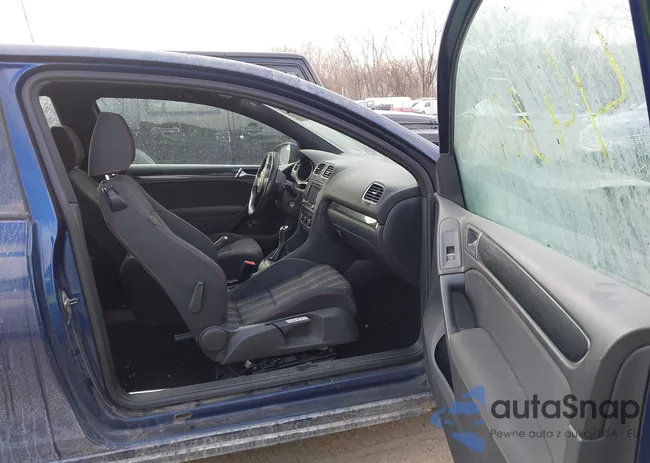 WVWEV7AJ8CW137194: 44301654