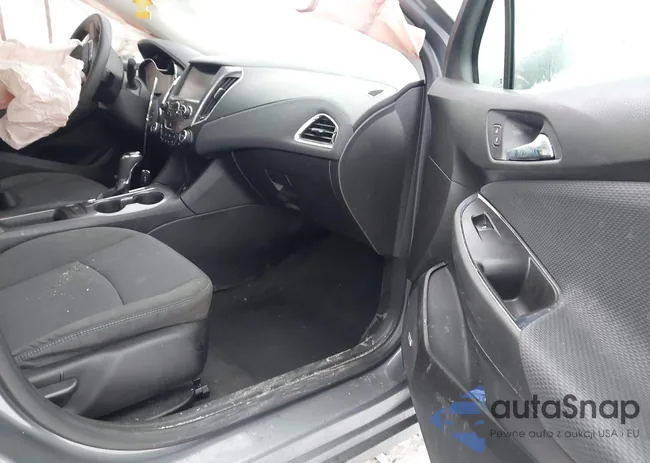 1G1BE5SM5J7205600: 44301707